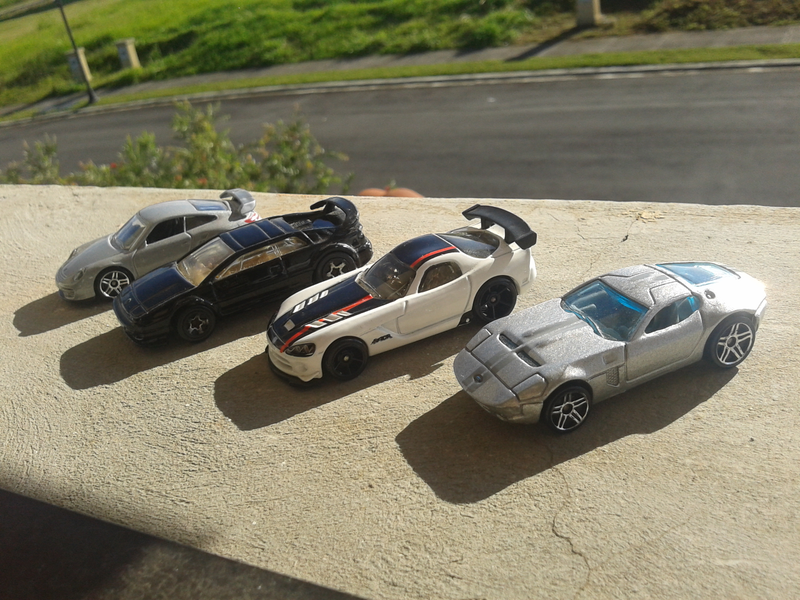 Illustration for article titled Leoz96's car gallery (Toy cars that is)